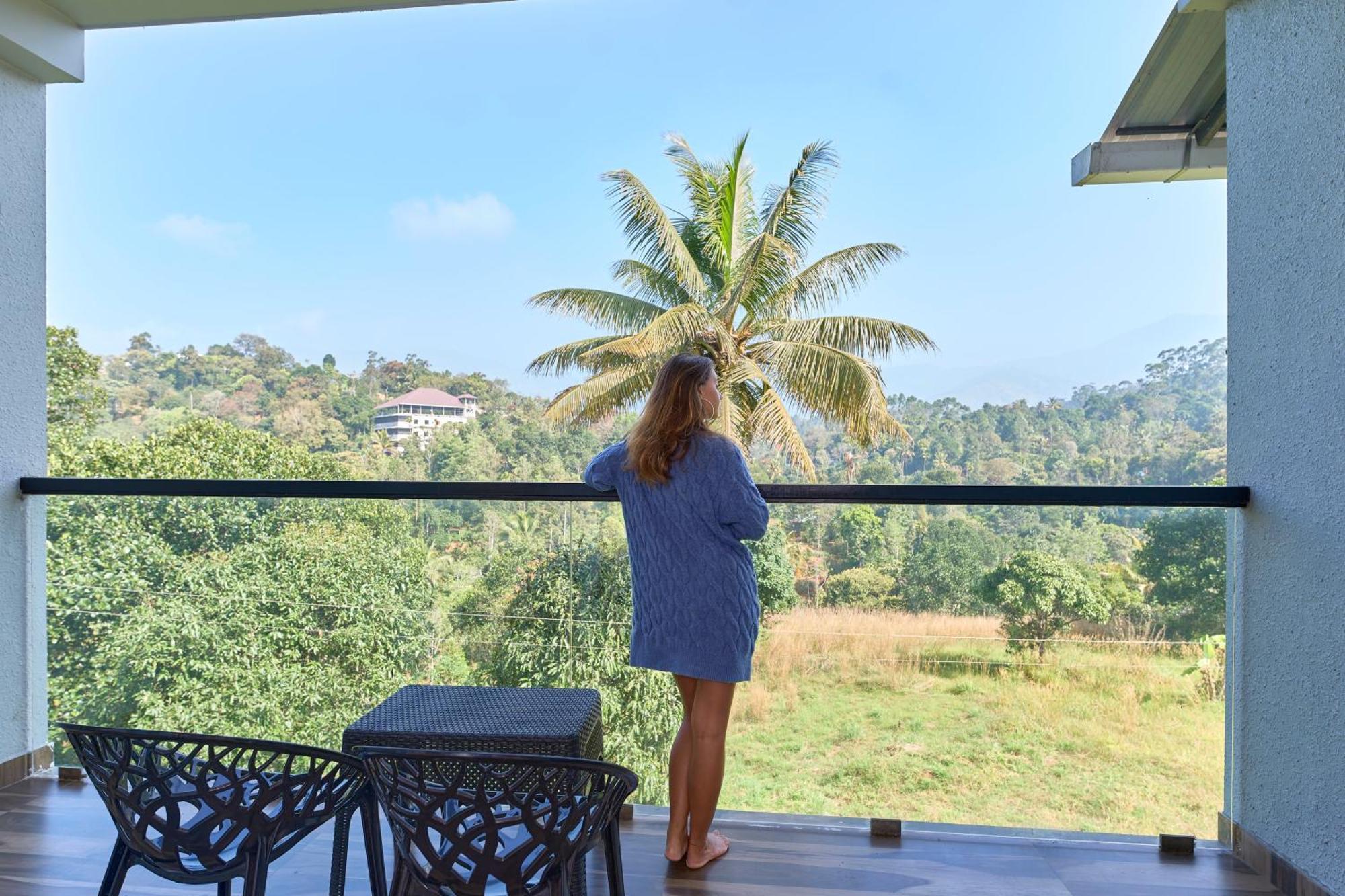 Velvet Revive Munnar Hotel ภายนอก รูปภาพ