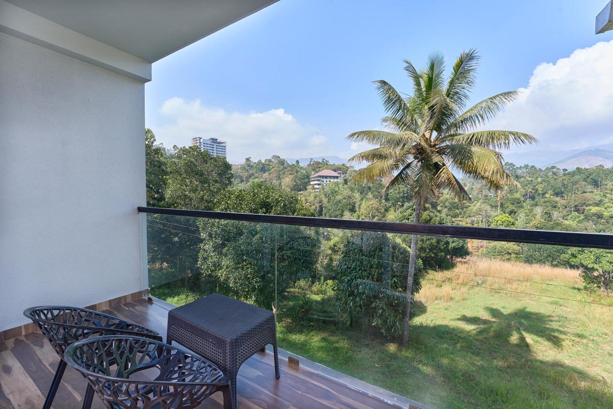 Velvet Revive Munnar Hotel ภายนอก รูปภาพ